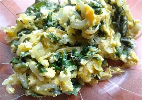 Fricasé chileno con acelga y huevo