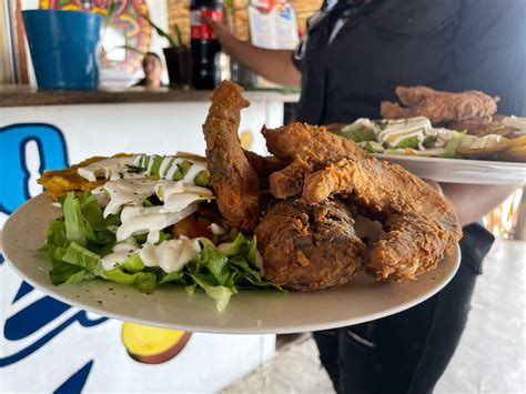 Fachada del restaurante VACAMUU en Santa Rita, Maracaibo