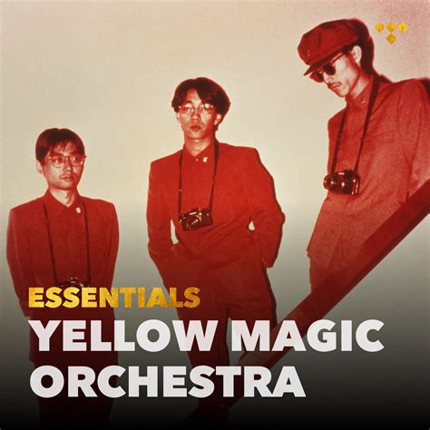 Yellow Magic Orchestra en una foto publicitaria
