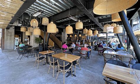 Fotografía del restaurante Tambo en el entorno arquitectónico de Patio Bellavista