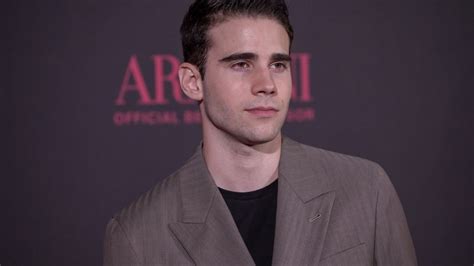 Fotografía de Julio Peña en una escena de película de Spaghetti Western.