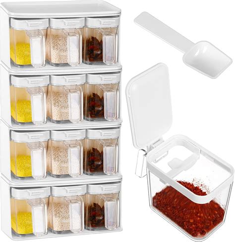 Diagrama mostrando los 3 recipientes para condimentos y la zona de dispensación de la máquina de helado Cuisinart