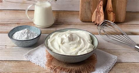 infografía con los pasos para montar la nata y el mascarpone en Thermomix