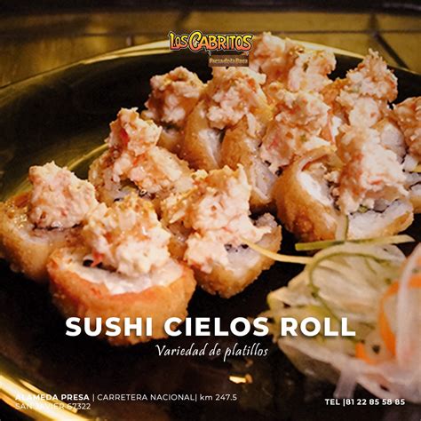 Variedad de platillos de sushi listos para entrega a domicilio