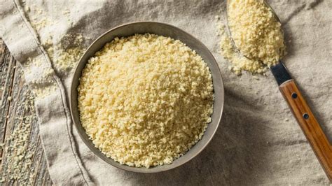 Infografía comparativa de texturas de panko tradicional y panko japonés