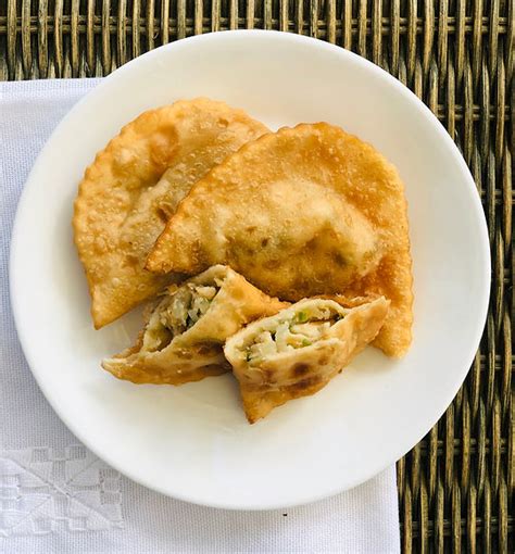 Plato de Empanadas de Locos fritas