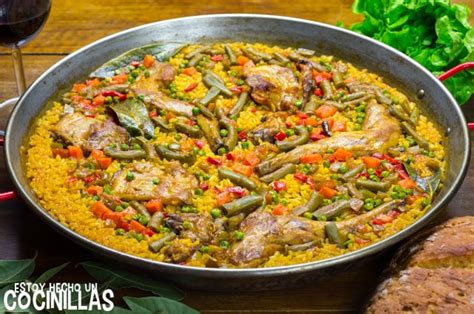 plato de conejo con arroz y verduras