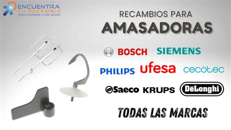 Imagen de un surtido de piezas de repuesto para amasadoras Kenwood, como batidores y ganchos.