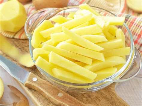 Esquema de corte profesional para bastones de patata de 1x5 cm