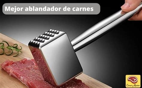 varios tipos de ablandadores de carne, incluyendo martillos y de puntas
