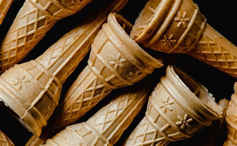 Esquema histórico y evolutivo del barquillo de helado hacia la creación del cuchuflí actual.