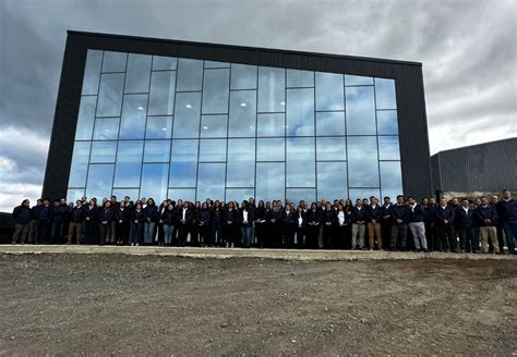 Vista interior de la planta procesadora de AquaChile en Puerto Natales