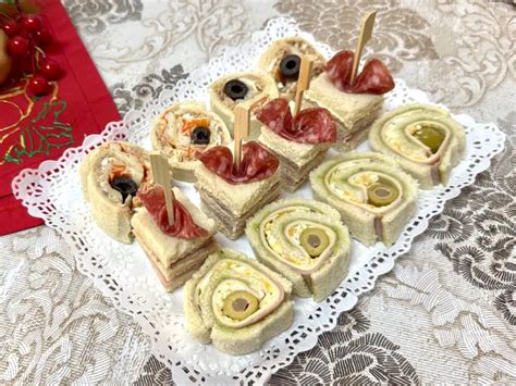 Infografía: pasos para cortar ingredientes para canapés (pan, jamón, queso)