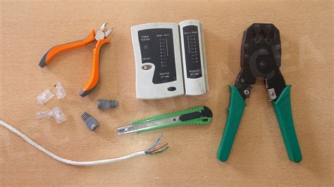 Herramientas necesarias para hacer un cable de red