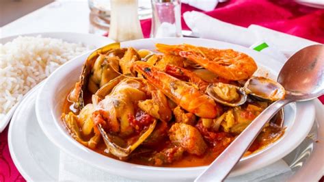 Plato de mar y montaña con carne y marisco