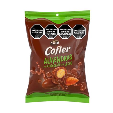 Comparativa visual de los diferentes tamaños de empaque del chocolate Cofler con almendras.