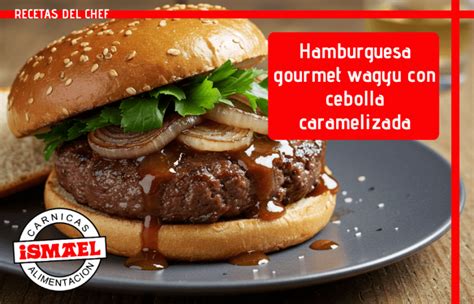 Cebolla caramelizada servida como topping en una hamburguesa gourmet.