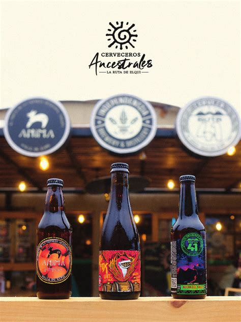 variedad de cervezas artesanales con etiquetas que indican 