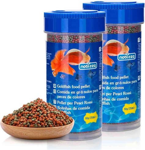 Infografía comparando diferentes formas de alimento para peces (escamas, gránulos, tabletas) y su hundimiento en el agua.