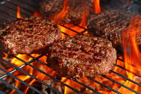 Foto de hamburguesa a la parrilla