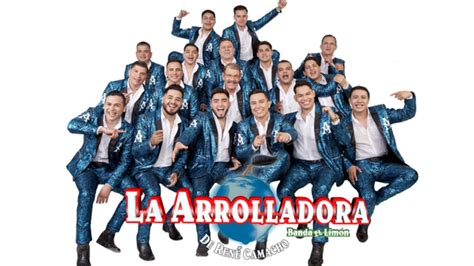 Fotografía de La Arrolladora Banda El Limón actuando en un escenario