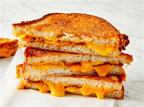 Grilled cheese sandwich (foto)