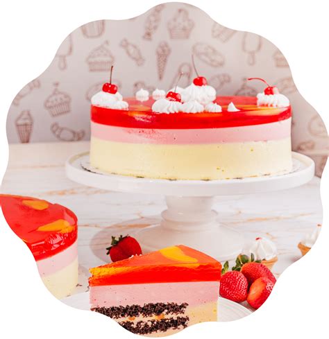 Tarta helada decorada con motivos inspirados en Ghibli