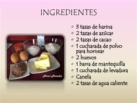Ingredientes para la torta de chocolate en un tazón