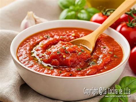 salsa marinara casera con albahaca fresca