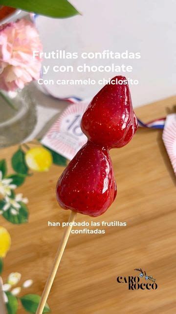 Manzana confitada con caramelo chicloso y oxidada por dentro