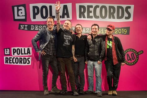 Fotografía histórica de la banda La Polla Records en sus inicios.
