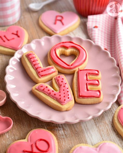 Ilustración de galletas decoradas con glaseado real