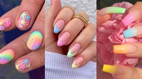 Collage de manos con diferentes diseños de uñas en tonos pastel, mostrando variedad de colores como rosa, azul, menta y amarillo mantequilla.