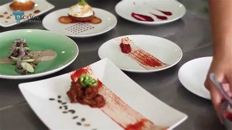 Diferentes formas de aplicar salsas en un emplatado.