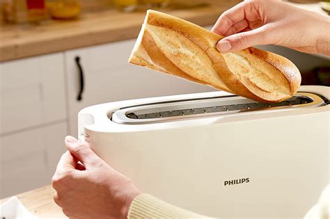 Esquema comparativo entre tostadoras verticales de ranura y tostadoras horizontales planas según el tipo de pan