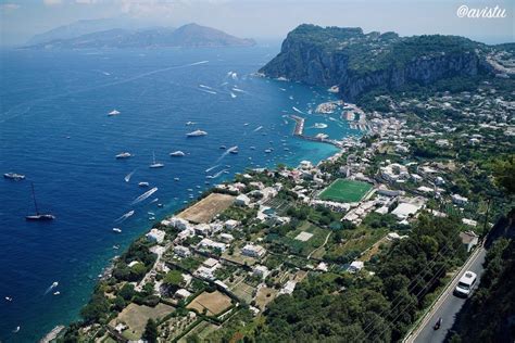 Imagen icónica de la isla de Capri, vinculada a la canción de Hervé Vilard