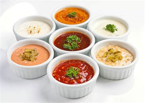 collage de las diferentes salsas italianas mencionadas