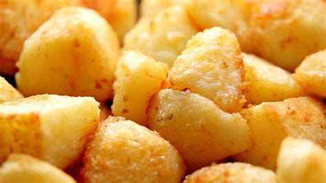 Infografía comparativa: estructura de la patata frita perfecta (corteza crujiente vs. interior tierno)