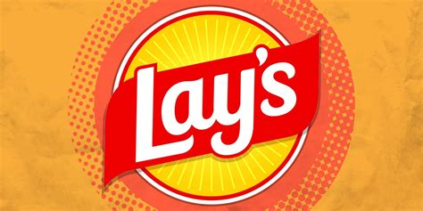 Detalle del nuevo logo de Lay's con el sol más cálido y los