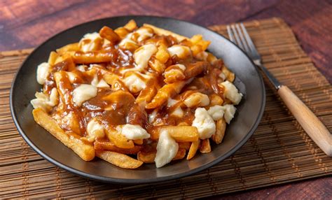 foto de plato de poutine