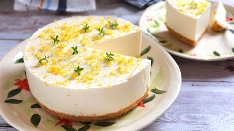 Ingredientes para una tarta mousse de limón con base de bizcocho