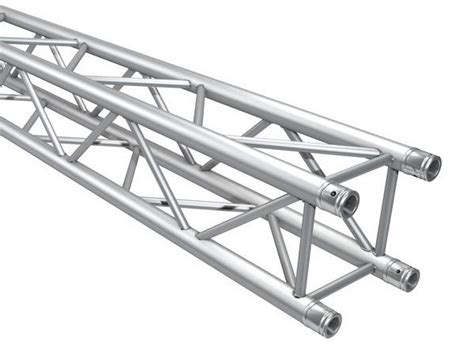 Ilustración técnica de un sistema de truss y barras de iluminación suspendidas