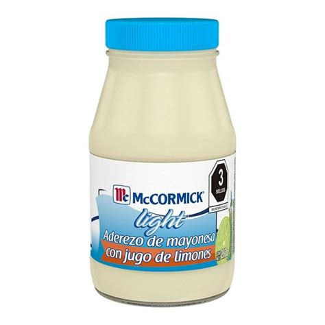 Imagen del envase de mayonesa McCormick Light destacando el toque de limón y su perfil nutricional.