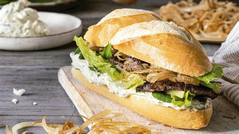 Sándwich de lomito con pan frica de Fuente Soler