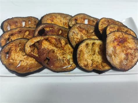 rodajas de berenjena enharinadas