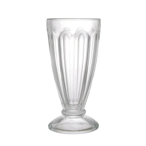 Esquema de composición de una copa de helado (sundae) con capas de helado, brownie y texturas de cristal.