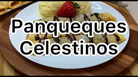 Fotografía de panqueques Celestinos recién preparados con azúcar flor