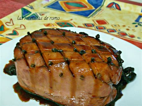Foto de jamón glaseado con clavos de olor