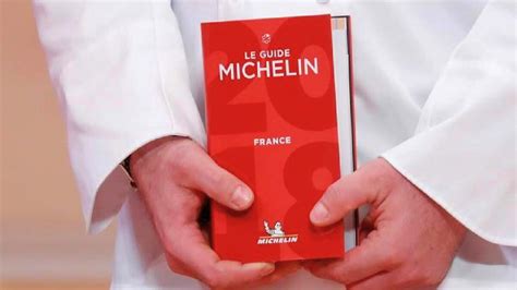 Antigua portada de la Guía Michelin o ilustración del Bibendum