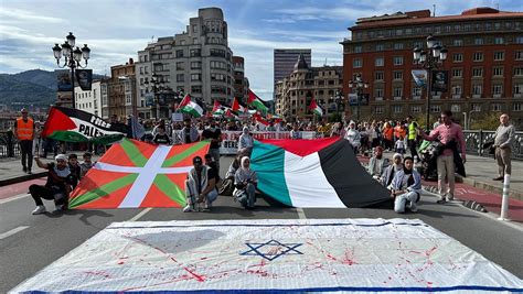 Palestinos en una manifestación de 1937